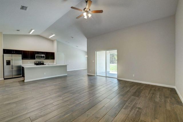 5314 NW Milner Drive, Port St. Lucie, FL 34983