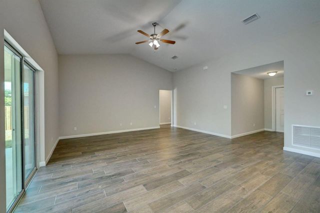 5314 NW Milner Drive, Port St. Lucie, FL 34983