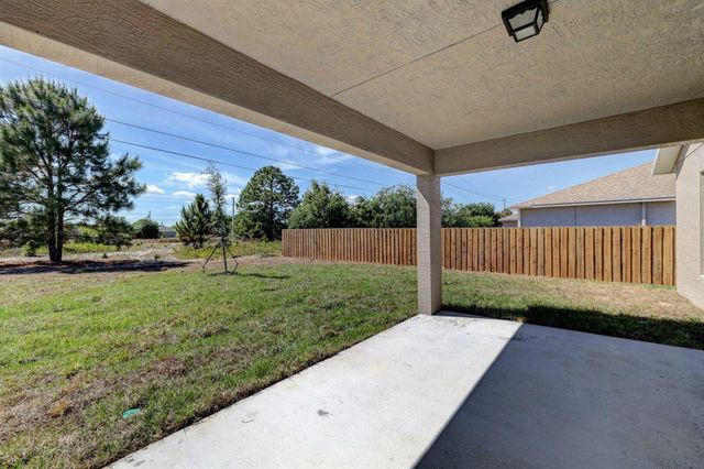 5314 NW Milner Drive, Port St. Lucie, FL 34983