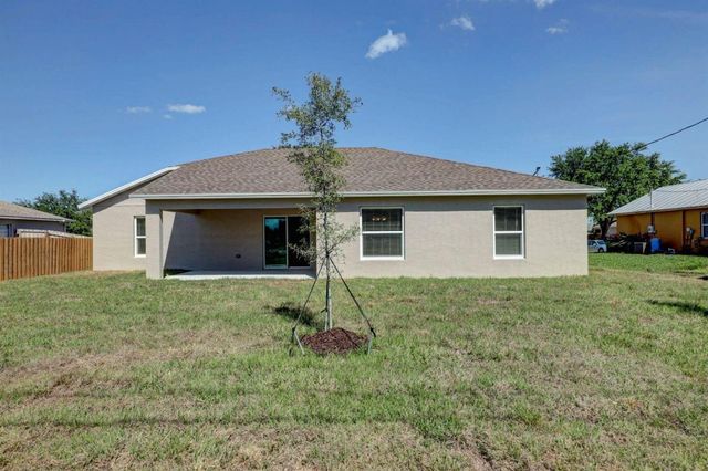5314 NW Milner Drive, Port St. Lucie, FL 34983