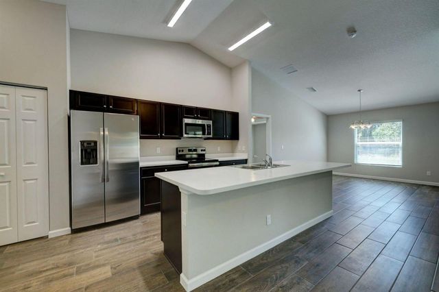5314 NW Milner Drive, Port St. Lucie, FL 34983