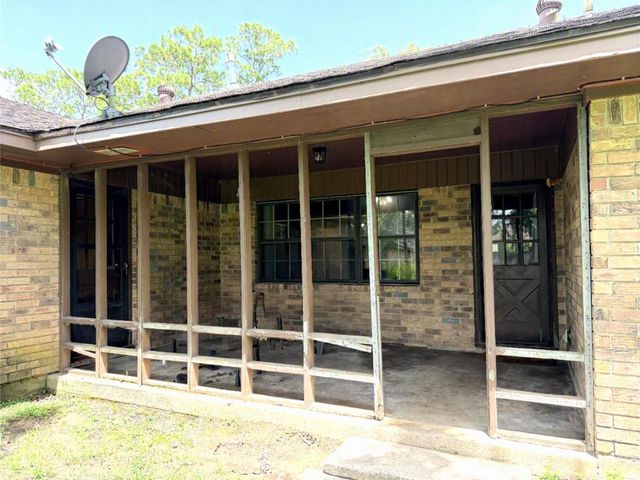 2603 Brom Bones Boulevard, Pearland, TX 77581