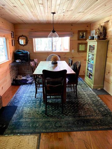 7129 Evergreen Ln, Ganges Twp, MI 49408