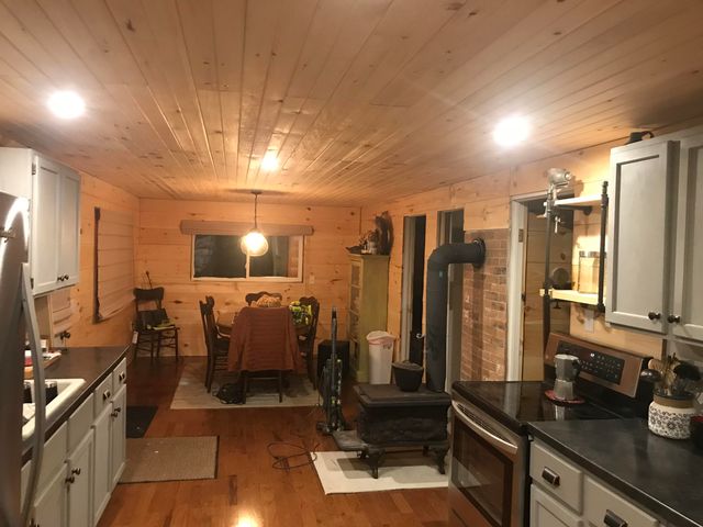 7129 Evergreen Ln, Ganges Twp, MI 49408