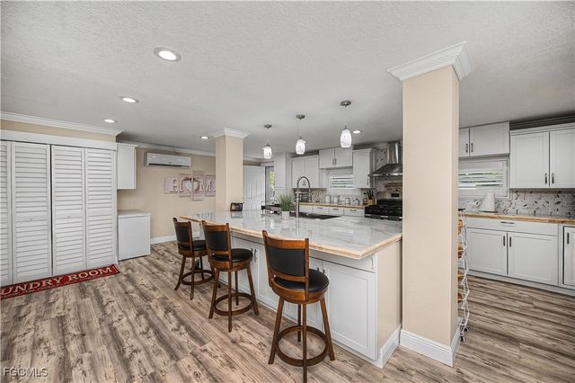 825 S Romero ST, Clewiston, FL 33440