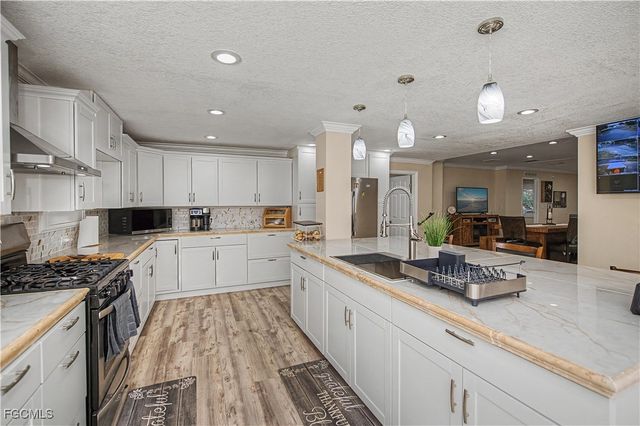 825 S Romero ST, Clewiston, FL 33440