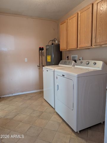 516 N KING Street, Florence, AZ 85132