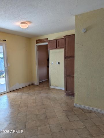 516 N KING Street, Florence, AZ 85132