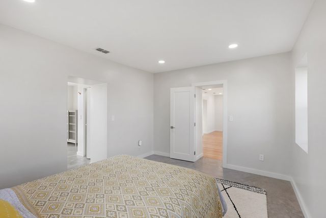 1319 Sacramento, Marfa, TX 79842