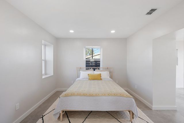 1319 Sacramento, Marfa, TX 79842