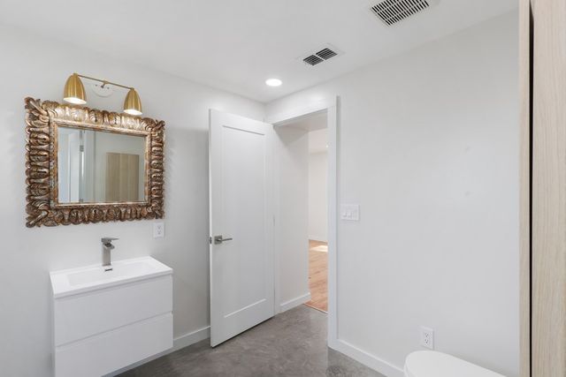 1319 Sacramento, Marfa, TX 79842