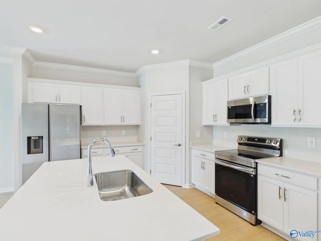 155 Clift Creek Drive, Madison, AL 35757