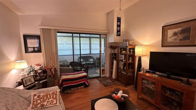 9783 86TH AVENUE, Seminole, FL 33777