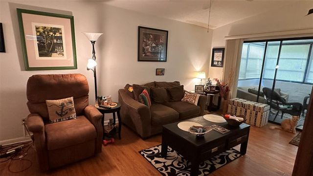 9783 86TH AVENUE, Seminole, FL 33777