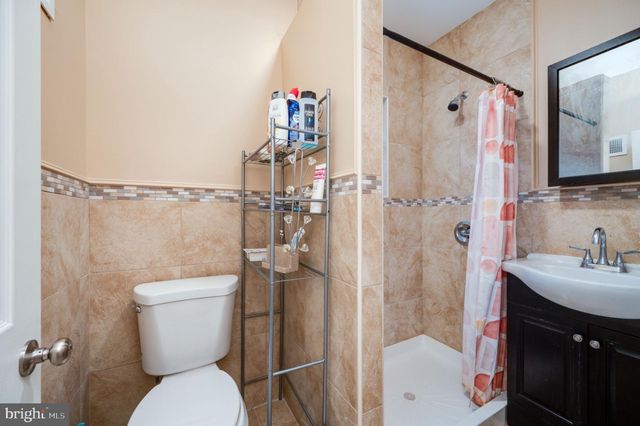 1240 SPRING ST, Reading, PA 19604