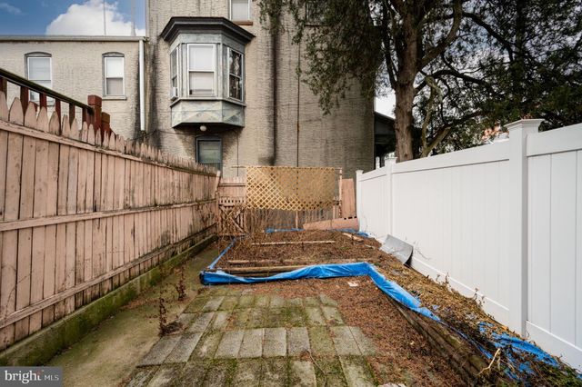 1240 SPRING ST, Reading, PA 19604