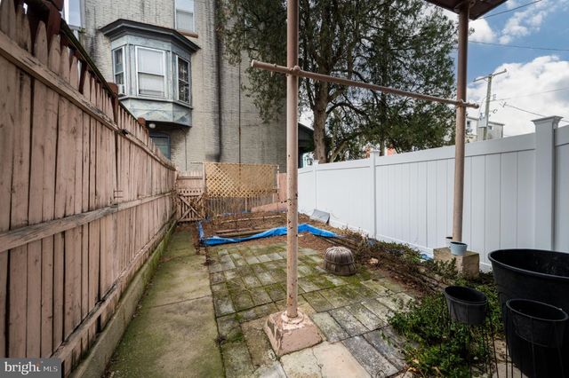 1240 SPRING ST, Reading, PA 19604