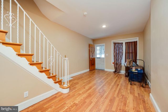 1240 SPRING ST, Reading, PA 19604