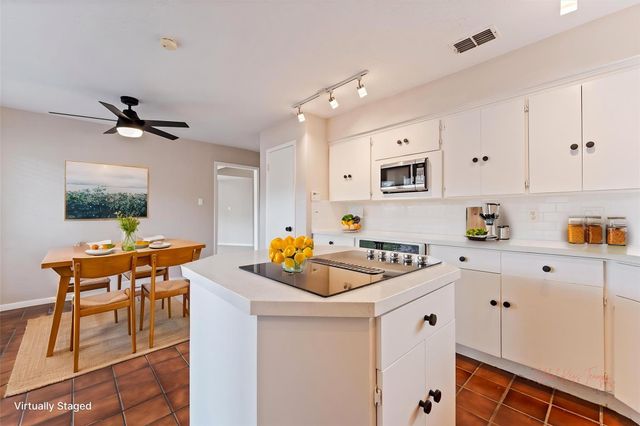 11530 Ella Lee Lane, Houston, TX 77077