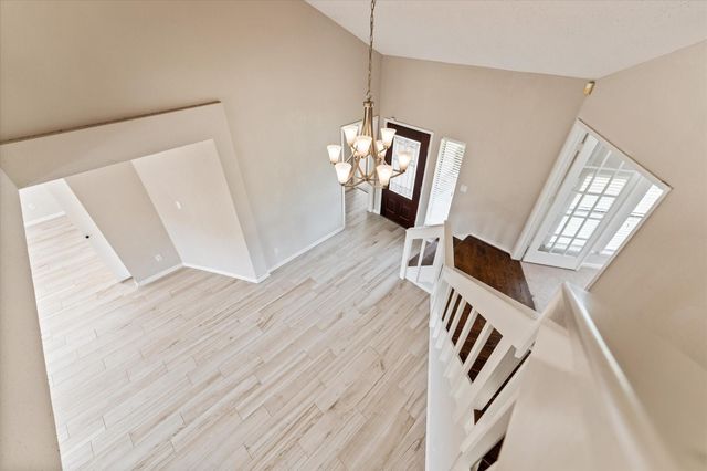 11530 Ella Lee Lane, Houston, TX 77077