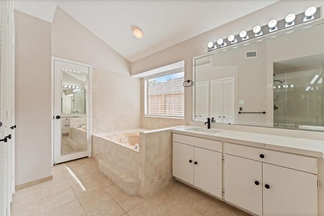 11530 Ella Lee Lane, Houston, TX 77077