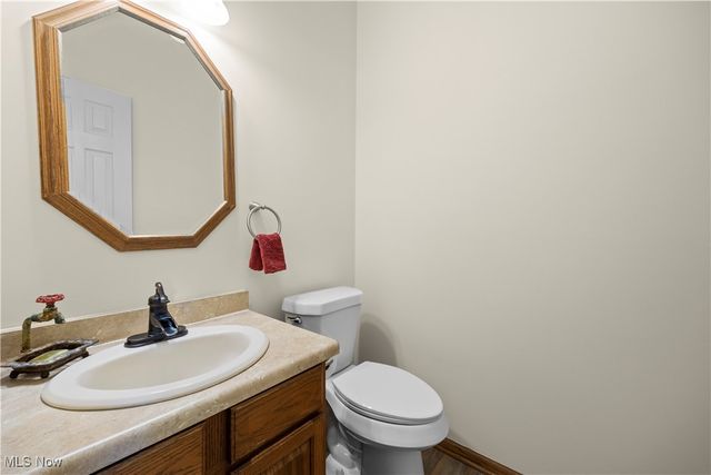 309 Highland Park Drive, Elyria, OH 44035