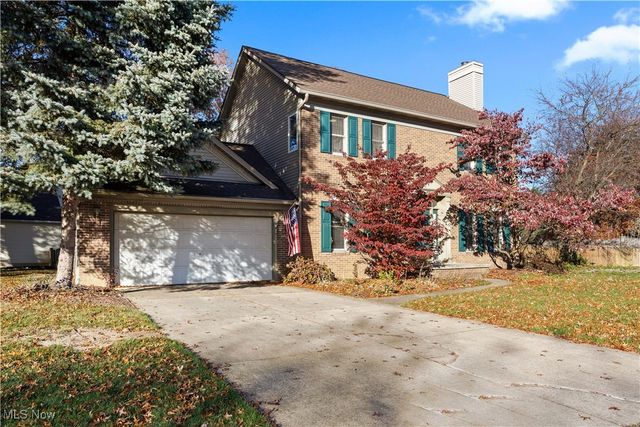 309 Highland Park Drive, Elyria, OH 44035