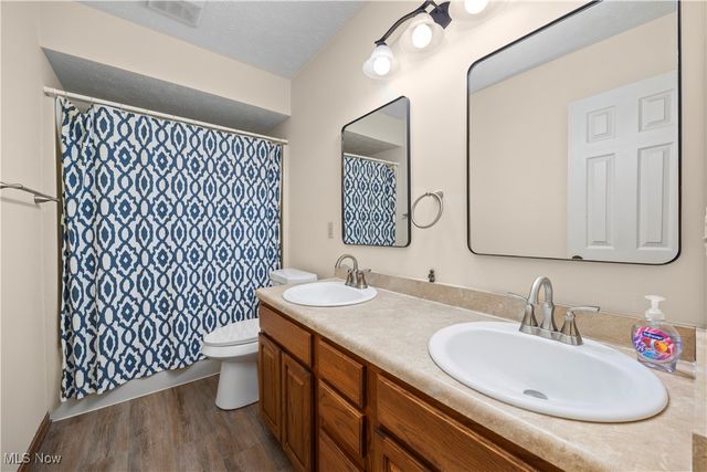 309 Highland Park Drive, Elyria, OH 44035