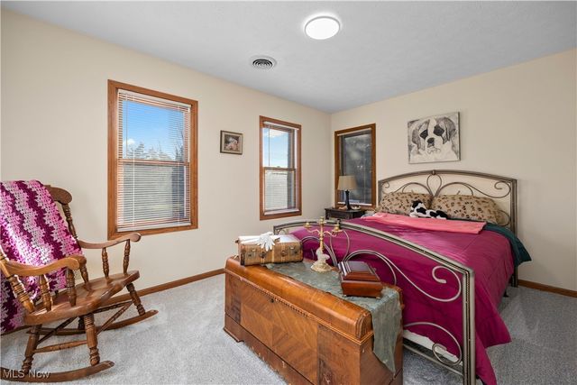 309 Highland Park Drive, Elyria, OH 44035