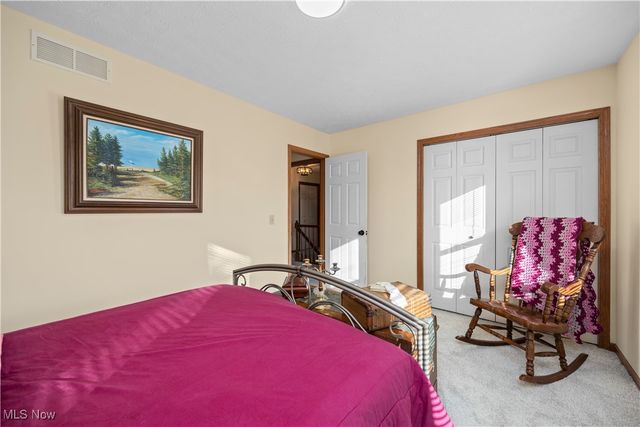 309 Highland Park Drive, Elyria, OH 44035