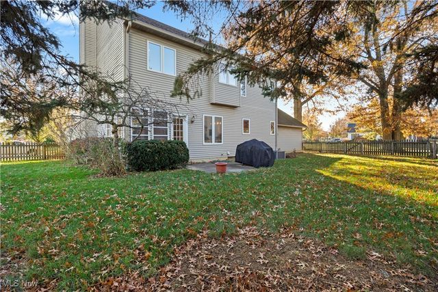 309 Highland Park Drive, Elyria, OH 44035