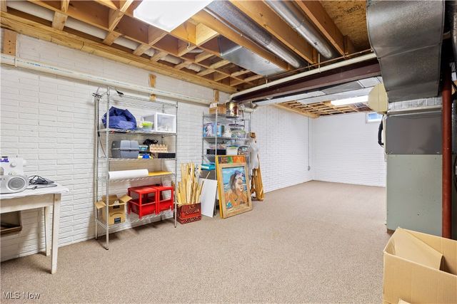 309 Highland Park Drive, Elyria, OH 44035