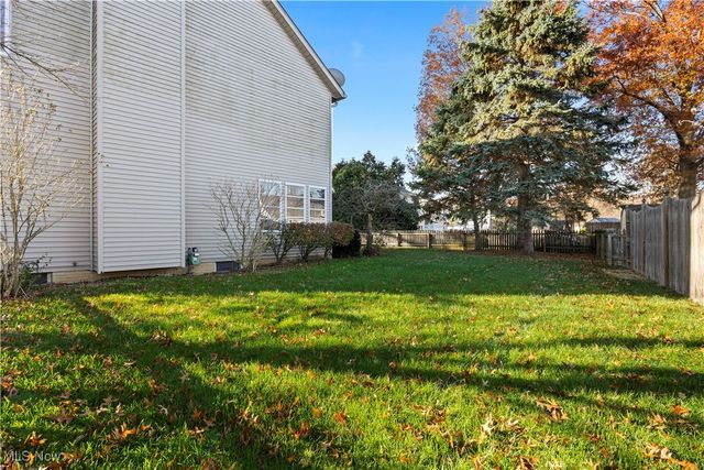 309 Highland Park Drive, Elyria, OH 44035