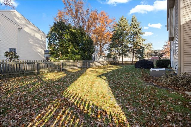 309 Highland Park Drive, Elyria, OH 44035