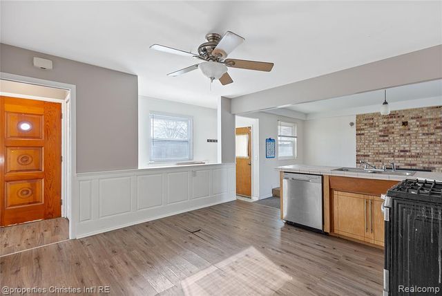 12253 Marla Drive, Warren, MI 48088