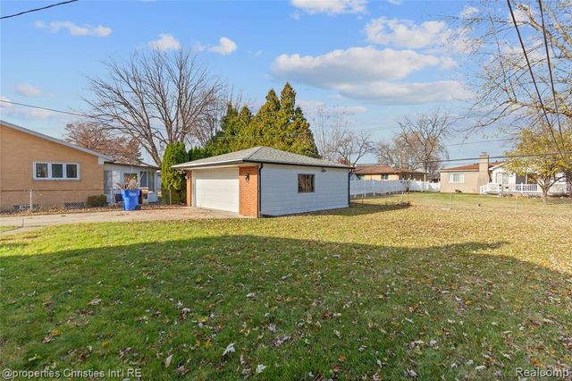 12253 Marla Drive, Warren, MI 48088