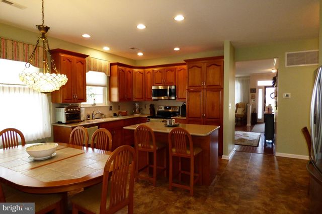 300 WESTMINSTER LN, Souderton, PA 18964