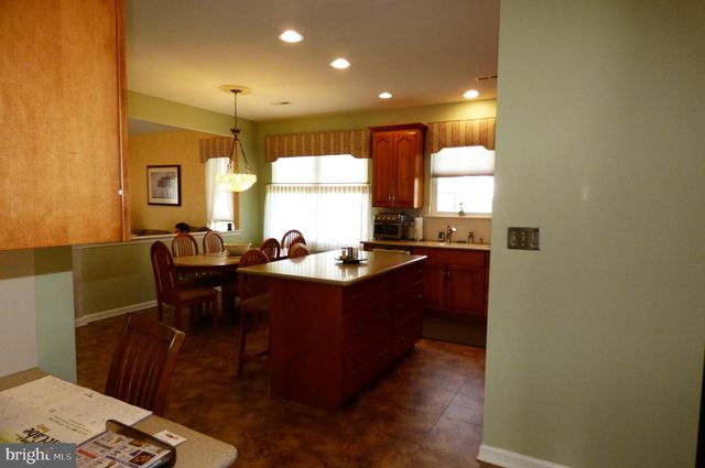 300 WESTMINSTER LN, Souderton, PA 18964