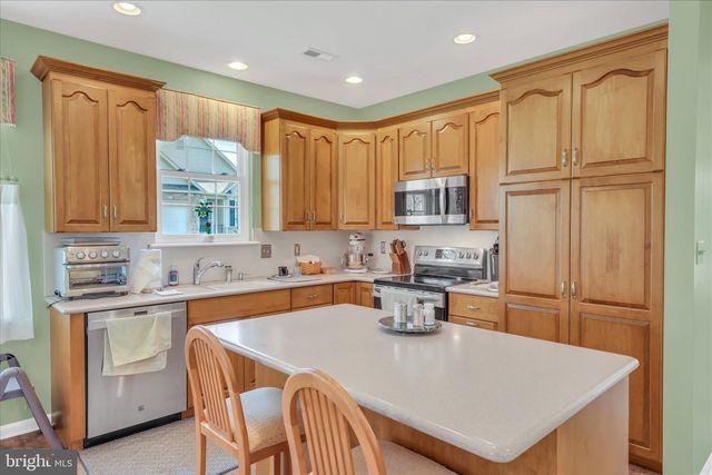 300 WESTMINSTER LN, Souderton, PA 18964