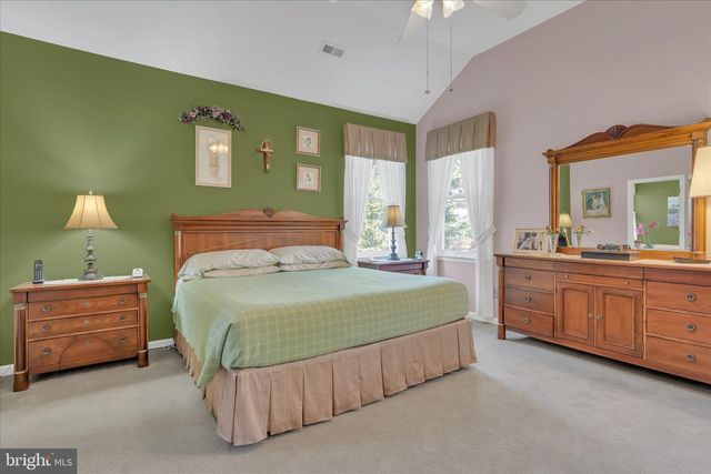 300 WESTMINSTER LN, Souderton, PA 18964
