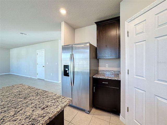 5251 MEREDREW LANE, St Cloud, FL 34771