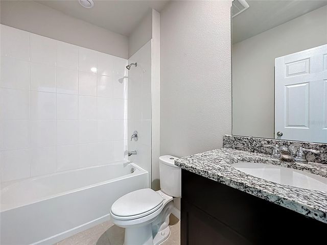 5251 MEREDREW LANE, St Cloud, FL 34771