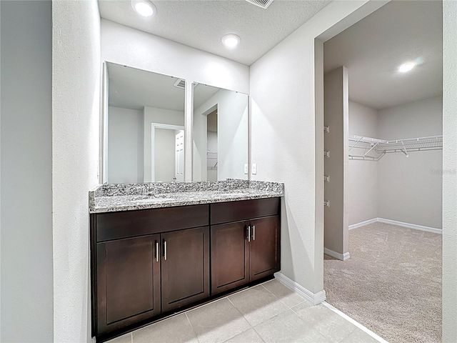 5251 MEREDREW LANE, St Cloud, FL 34771