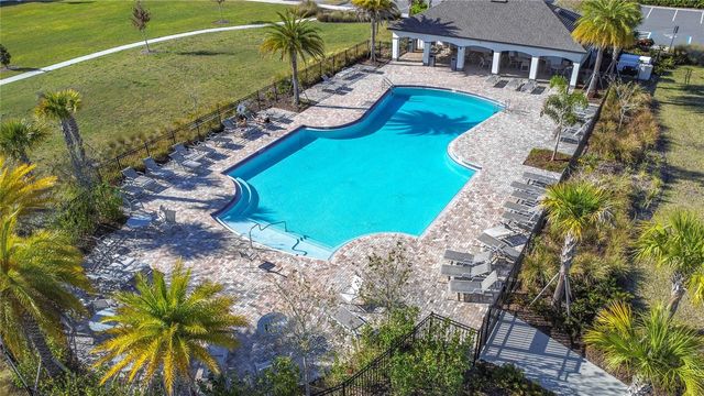 5251 MEREDREW LANE, St Cloud, FL 34771