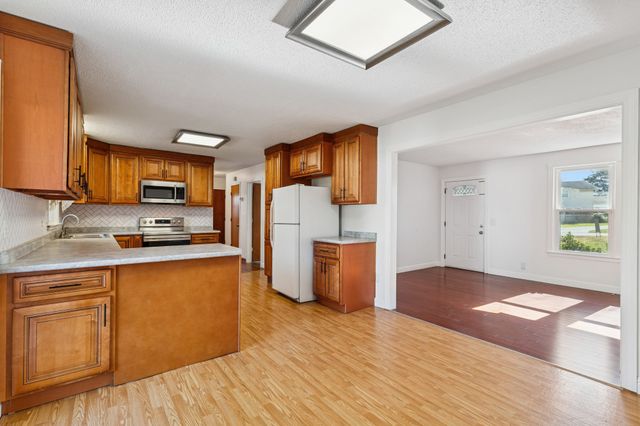 303 Janette Ave, Goodlettsville, TN 37072