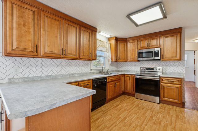 303 Janette Ave, Goodlettsville, TN 37072