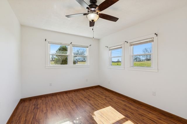 303 Janette Ave, Goodlettsville, TN 37072