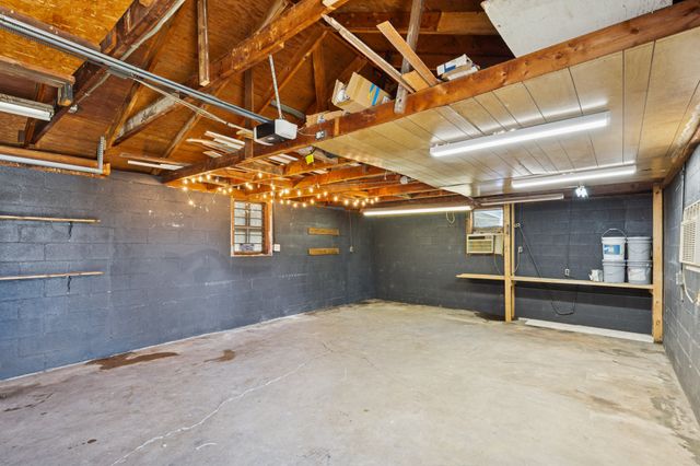 303 Janette Ave, Goodlettsville, TN 37072