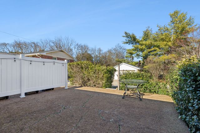 303 Janette Ave, Goodlettsville, TN 37072