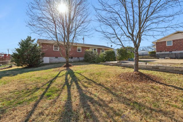 303 Janette Ave, Goodlettsville, TN 37072